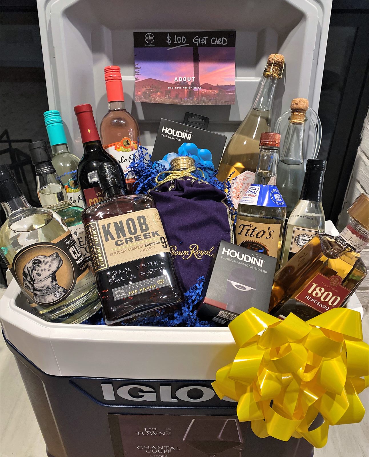 2021 golf outing auction basket: Igloo cooler