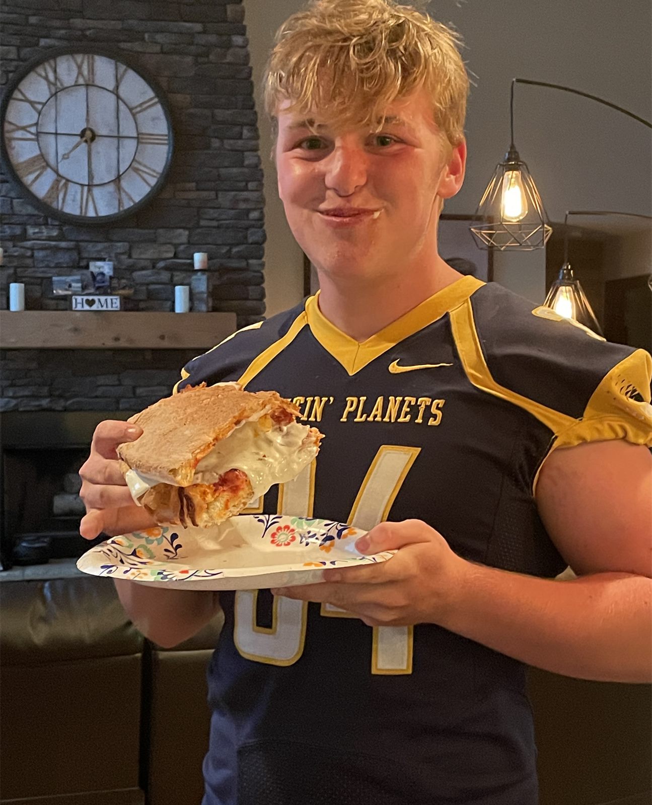 Mars Planets player holding a plate at the Community Drive